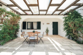 Casa en Es Caló Blanc con piscina, parking y A/C